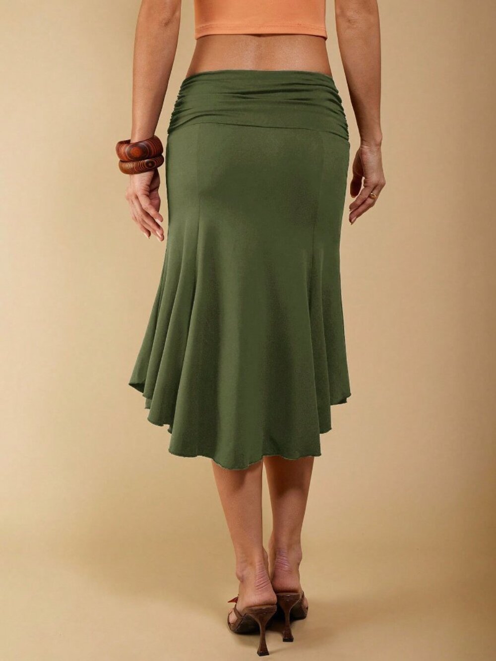 Army Green Elegant Women's Asymmetrical Ruched Skirt - Picture 2 of 7